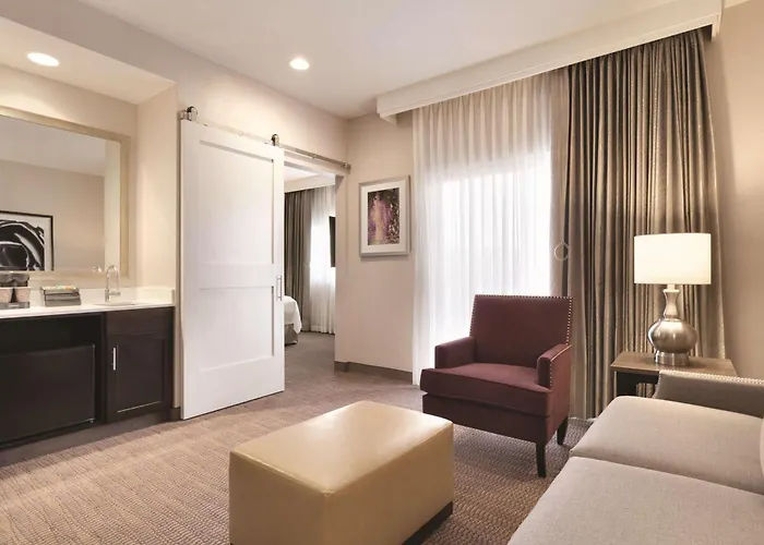 Top Hotels Near Temecula's Acclaimed Wineries